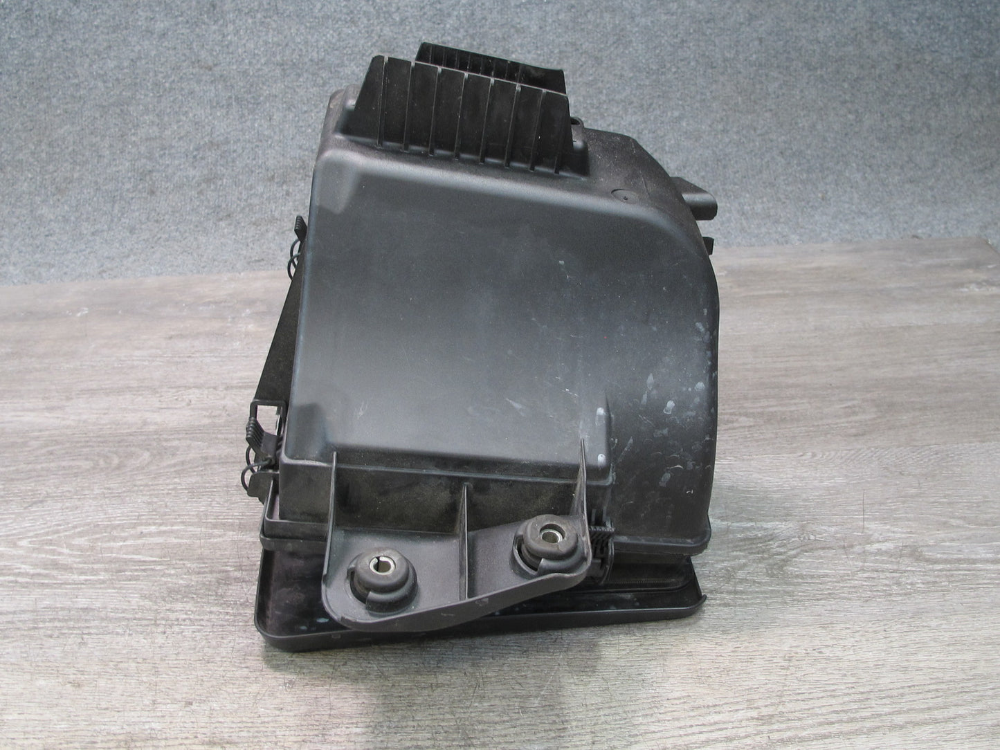 01-06 BMW E46 330ci M54 Air Intake Cleaner Filter Box 7501972 OEM