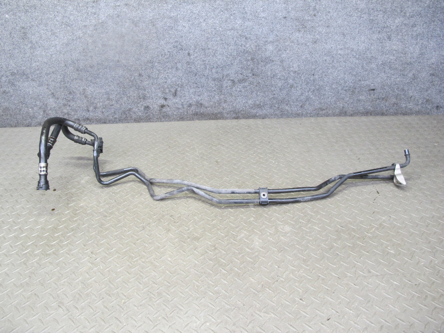 08-13 BMW E82 E88 135i N54 A/T Transmission Oil Cooler Pipe Hose Tube Line OEM