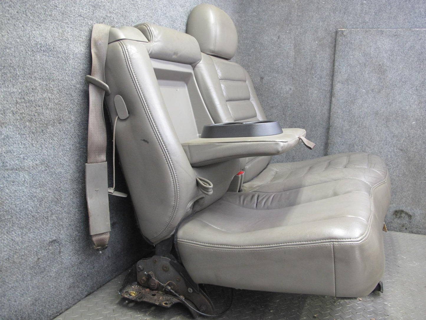 2004 Hummer H2 Rear 2ND ROW Left & Right Side Leather Seat Set of 2