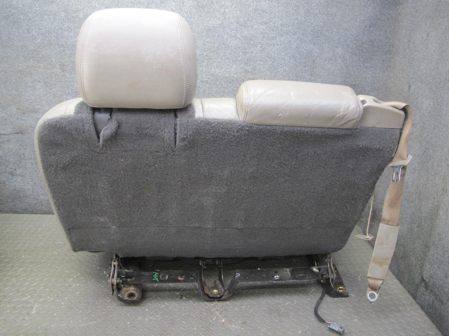 2004 Hummer H2 Rear 2ND ROW Left & Right Side Leather Seat Set of 2