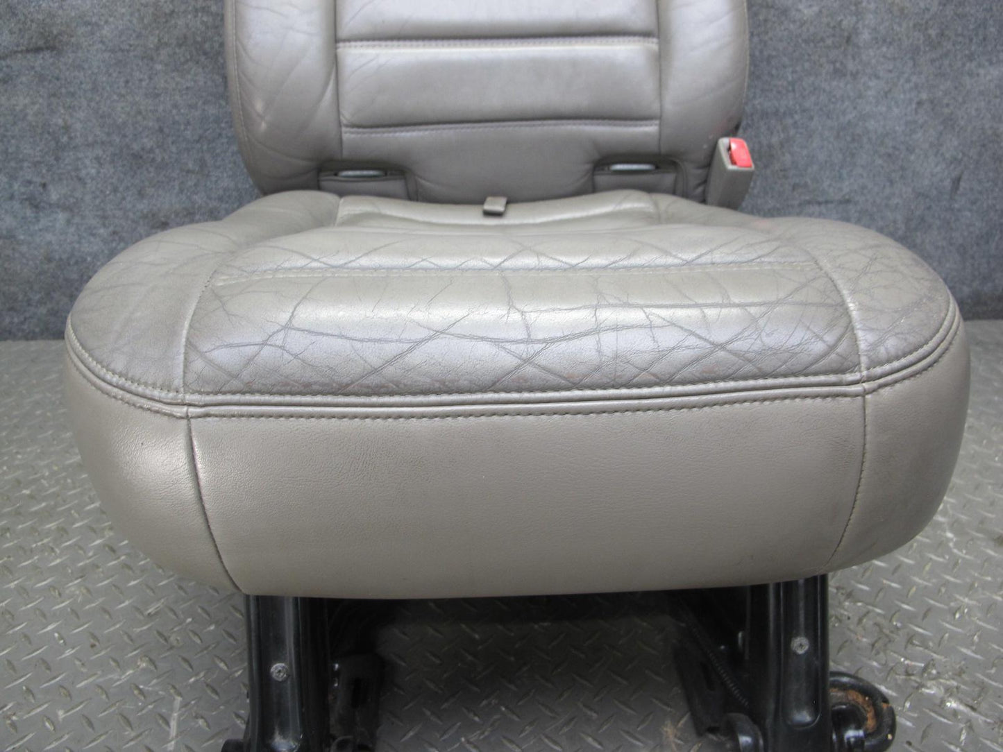 2004 Hummer H2 Rear 2ND ROW Left & Right Side Leather Seat Set of 2