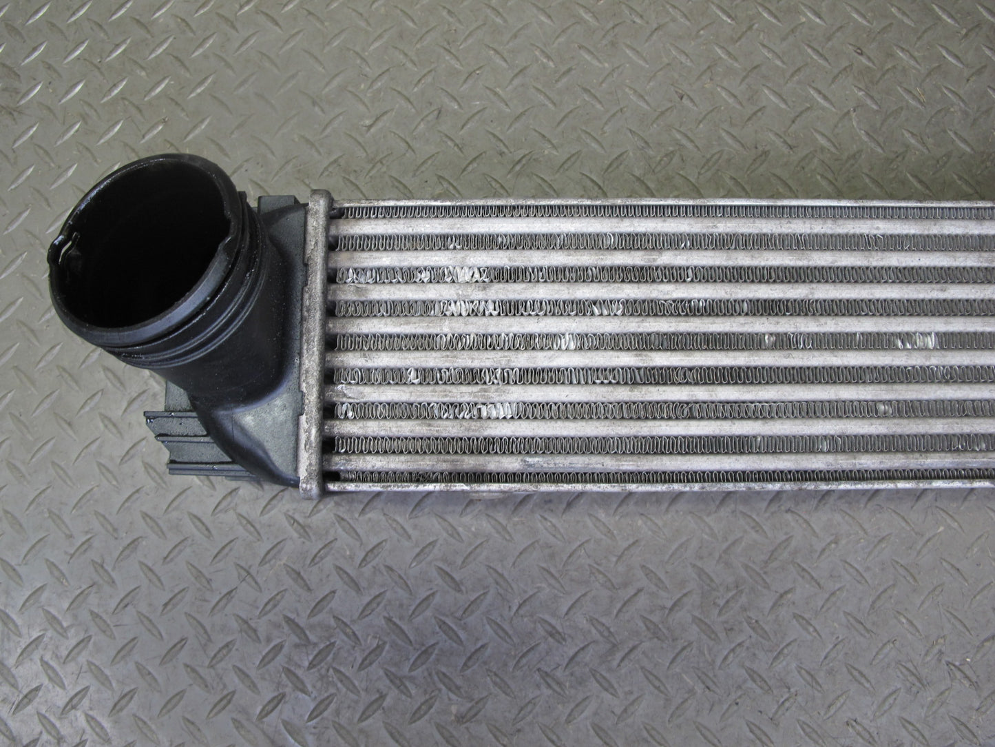 08-13 BMW E82 E88 135i Engine Turbo Charge Intercooler 7540035 OEM