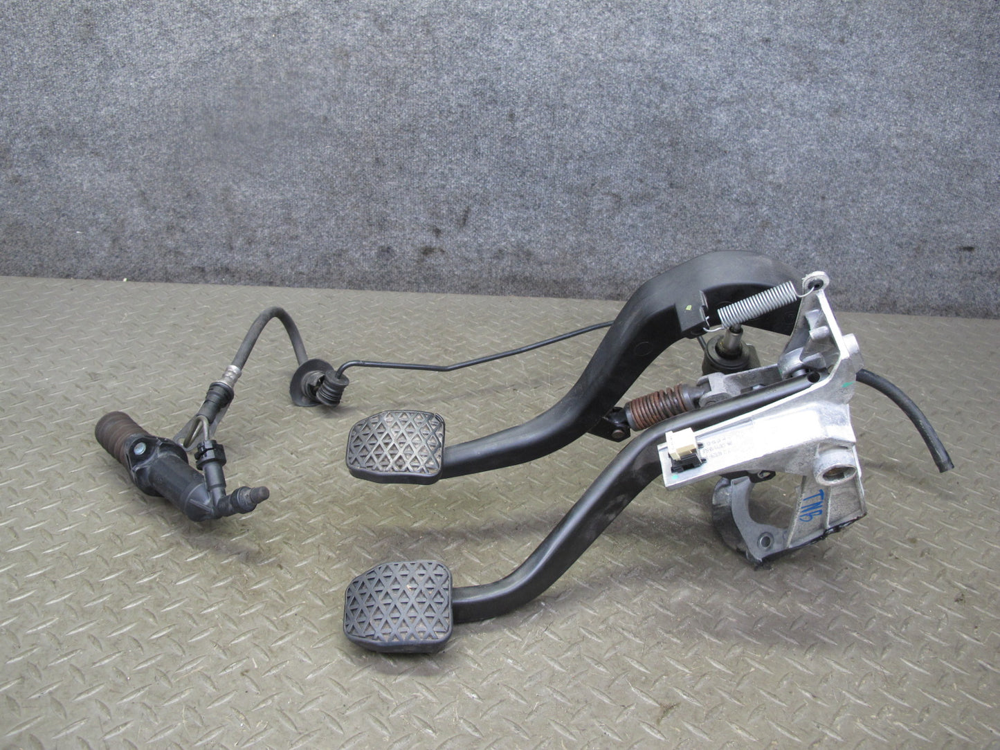 12-15 BMW F30 335i M/T Clutch Brake Gas Acceleration Pedal Cylinder Set OEM