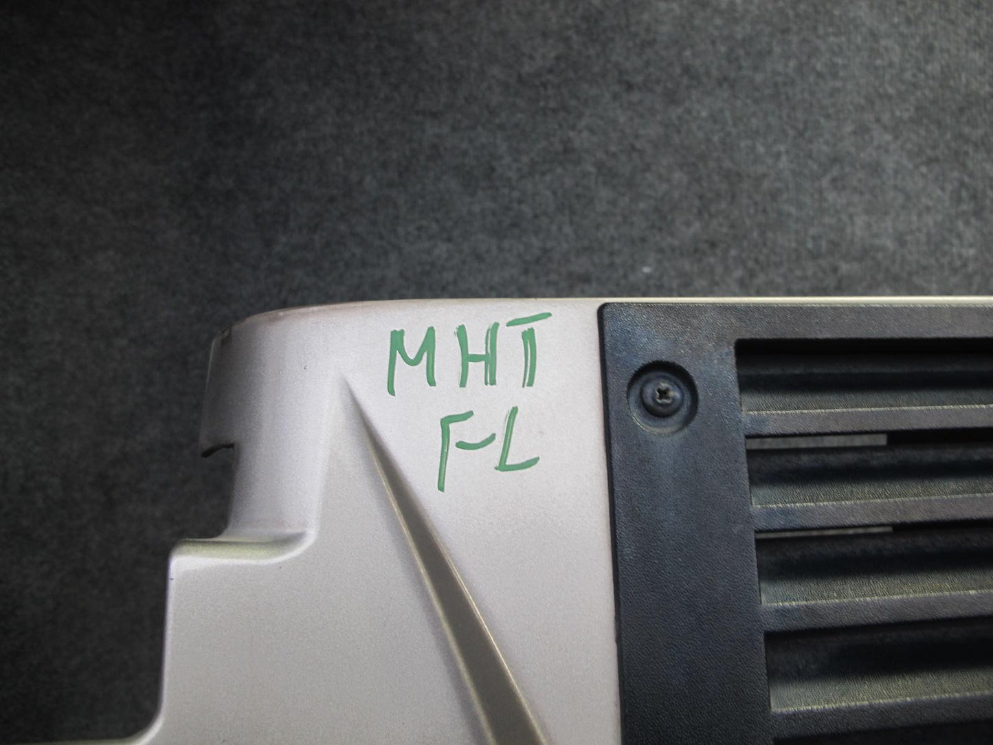 2003-2009 Hummer H2 Front Left Driver Side Fender Shell Cover Panel 15062999