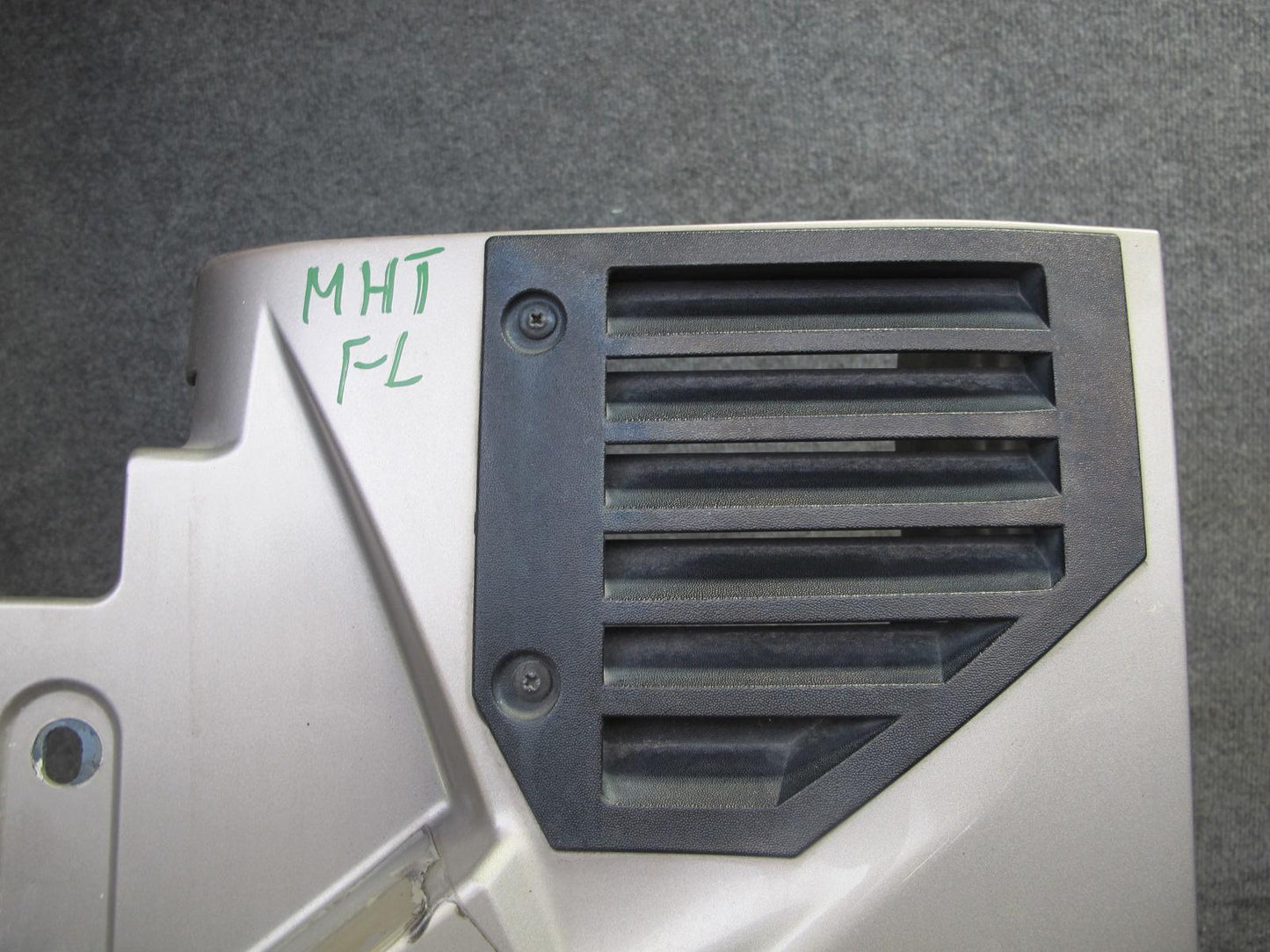 2003-2009 Hummer H2 Front Left Driver Side Fender Shell Cover Panel 15062999