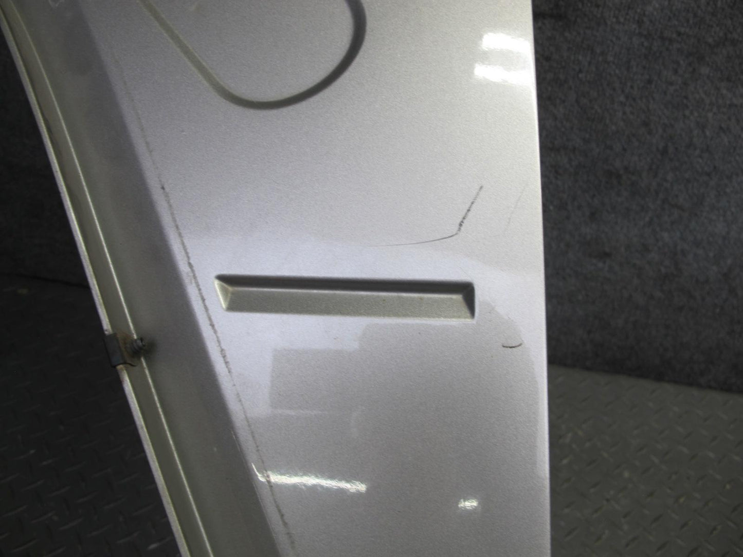 2003-2009 Hummer H2 Front Left Driver Side Fender Shell Cover Panel 15062999