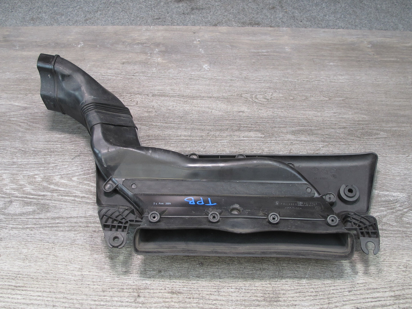 01-06 BMW E46 330ci M54 M56 Air Intake Inlet Manifold Duct Pipe 7501988 OEM