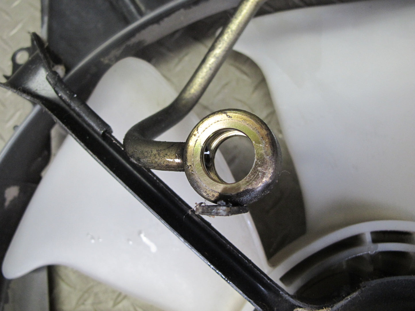 95-97 Toyota Celsior Engine Cooling Radiator Hydraulic Fan Motor w Shroud OEM