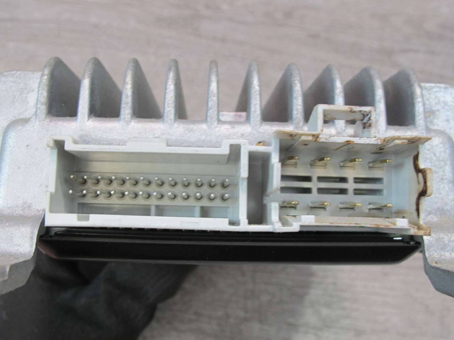 2004-2007 Hummer H2 Bose Radio Audio Amplifier AMP 15113803