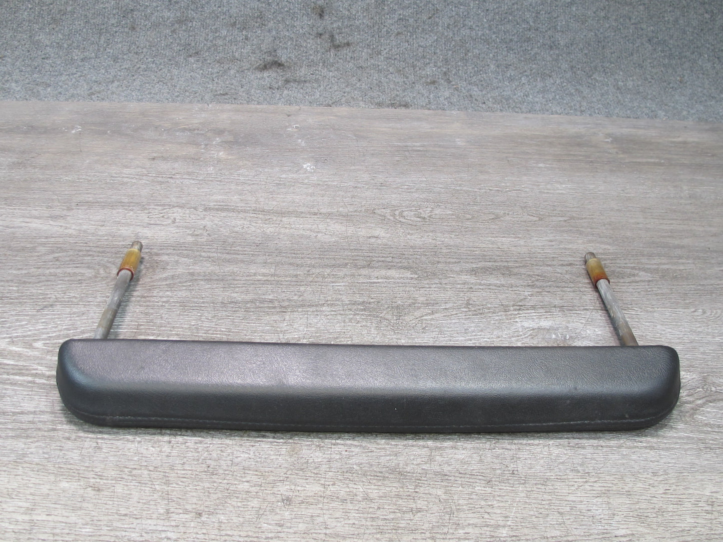 2003-2007 Hummer H2 Dash Front Right Grip Grab Handle Bar