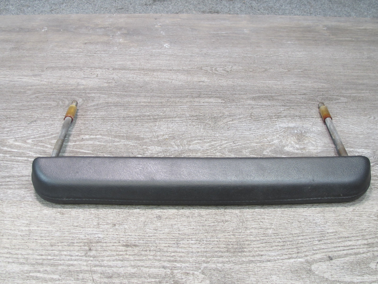 2003-2007 Hummer H2 Dash Front Right Grip Grab Handle Bar