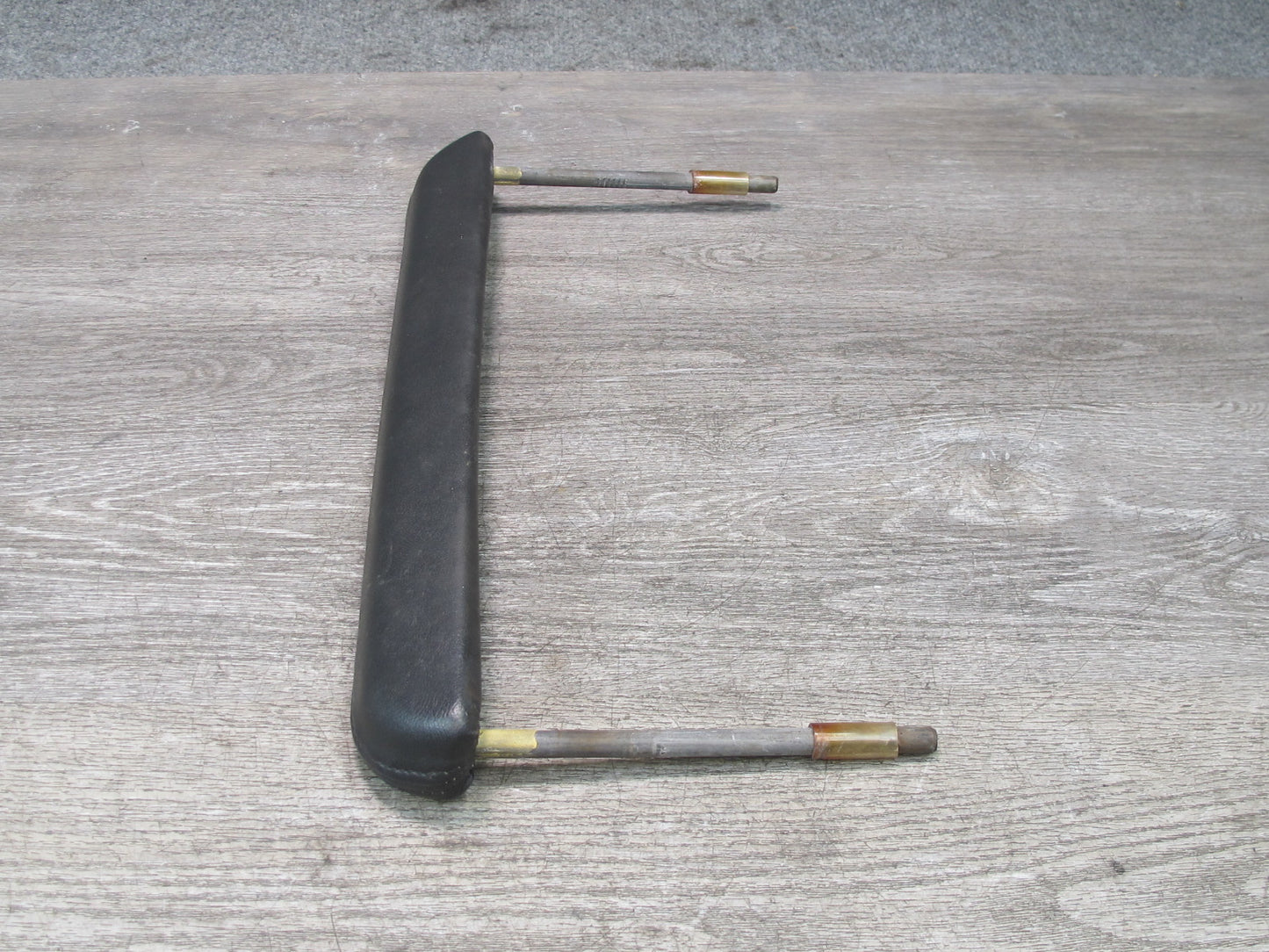 2003-2007 Hummer H2 Dash Front Right Grip Grab Handle Bar