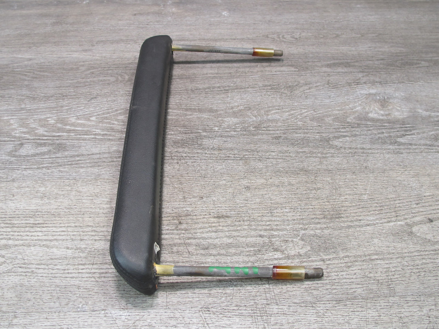 2003-2007 Hummer H2 Dash Front Right Grip Grab Handle Bar