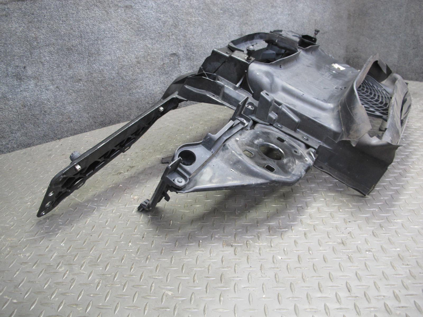 01-06 BMW E46 325ci 330ci M54 Convertible Radiator Core Frame Support OEM