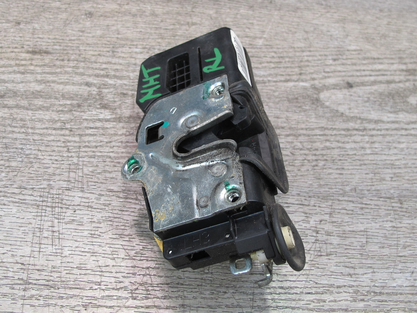 2003-2007 Hummer H2 Rear Left Driver Side Door Lock Latch Actuator