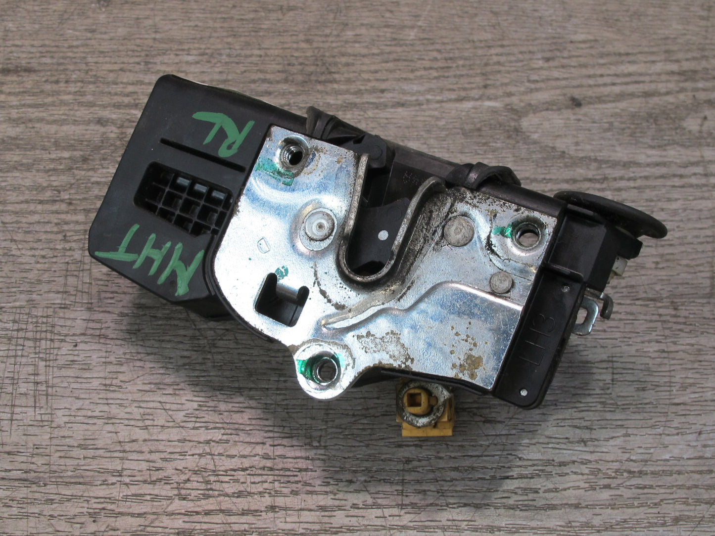 2003-2007 Hummer H2 Rear Left Driver Side Door Lock Latch Actuator