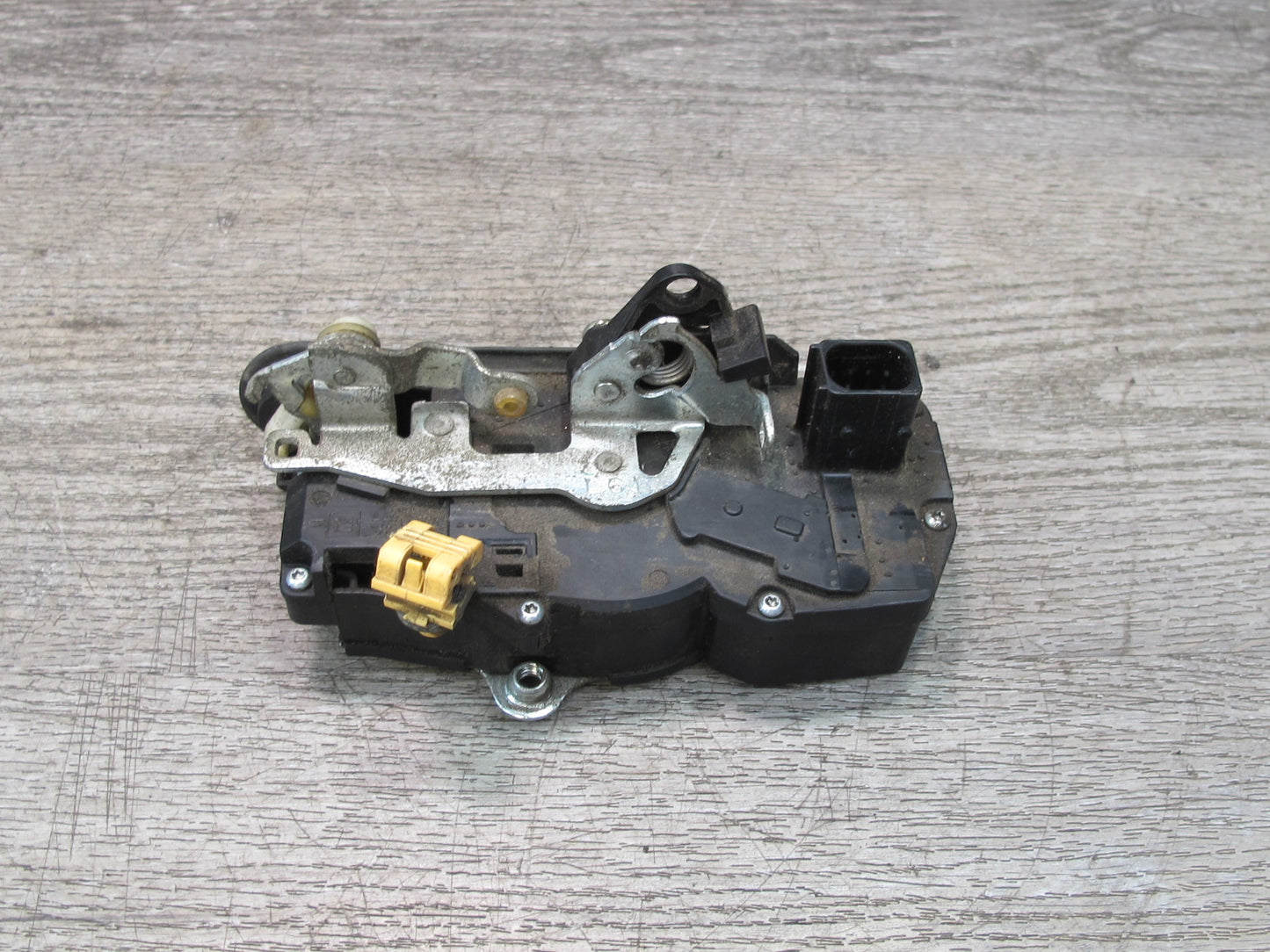 2003-2007 Hummer H2 Rear Left Driver Side Door Lock Latch Actuator