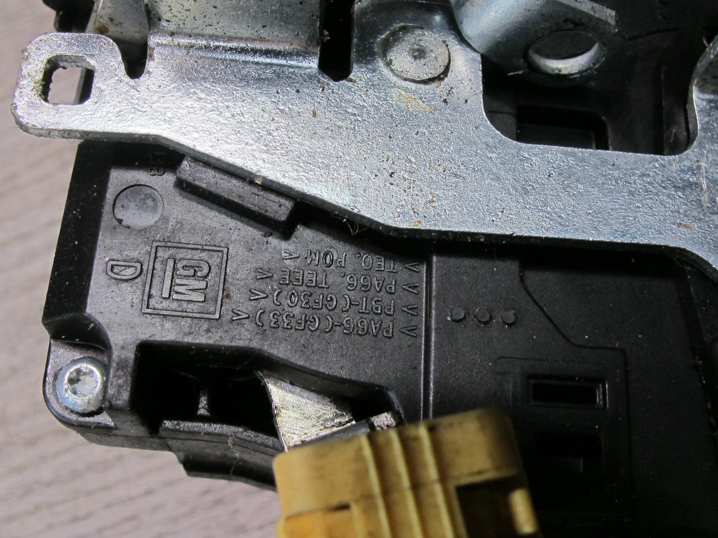 2003-2007 Hummer H2 Front Left Driver Side Door Lock Latch Actuator