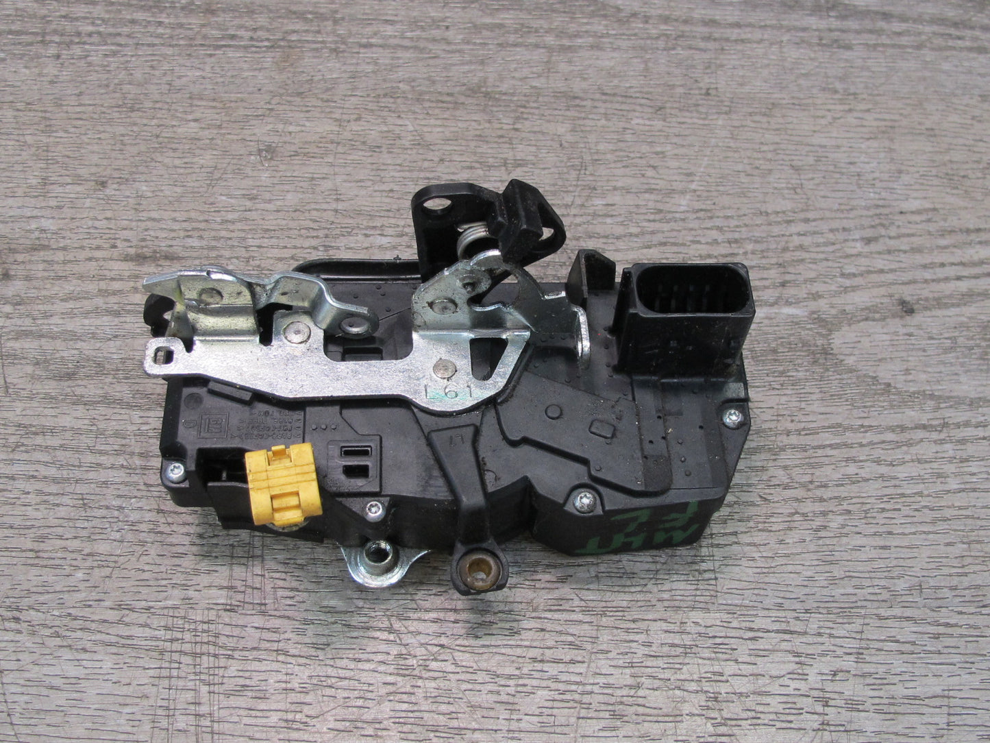 2003-2007 Hummer H2 Front Left Driver Side Door Lock Latch Actuator