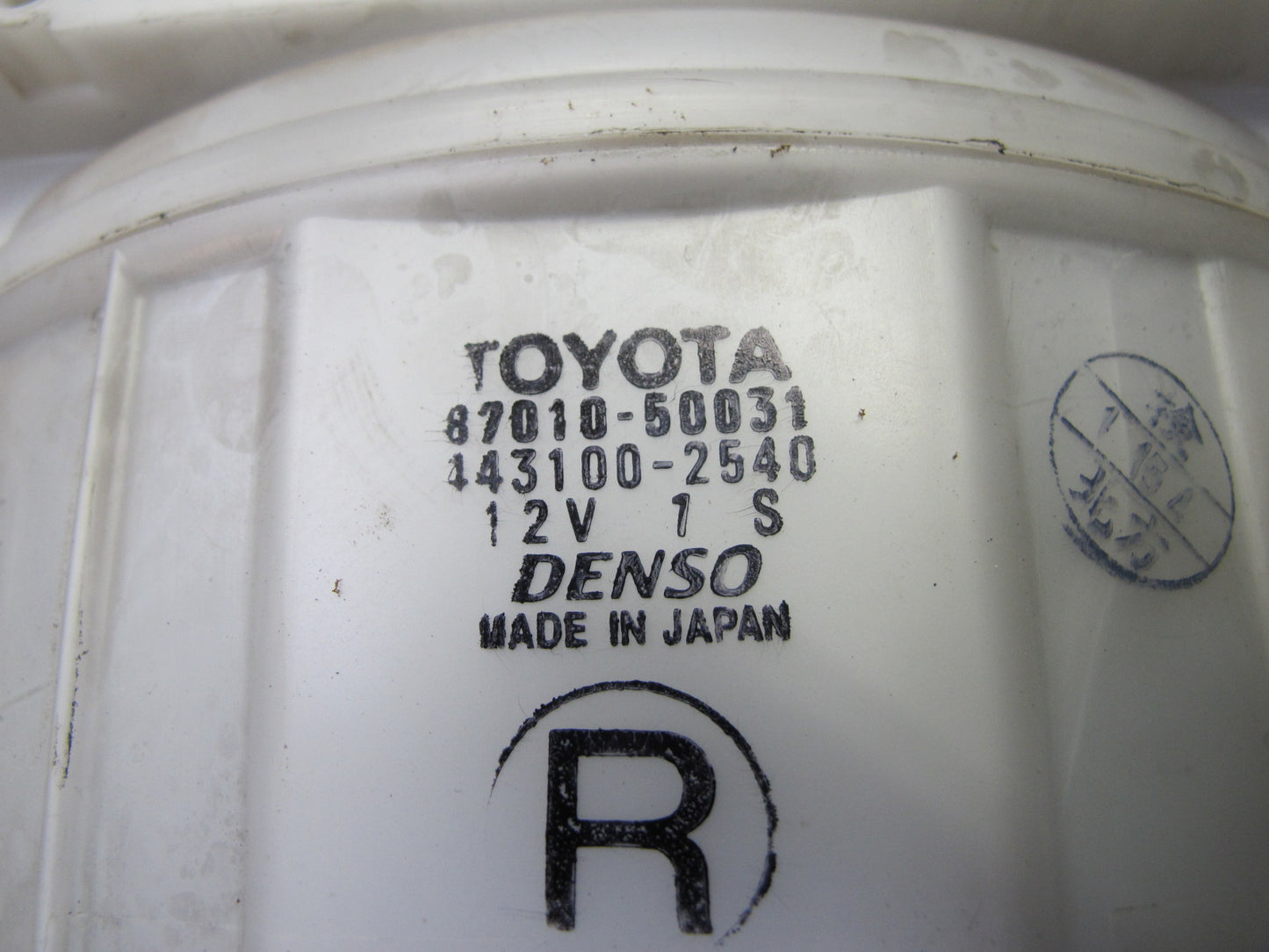 95-97 Toyota Celsior UCF20 RHD A/C Heater Blower Motor w Housing Assembly OEM
