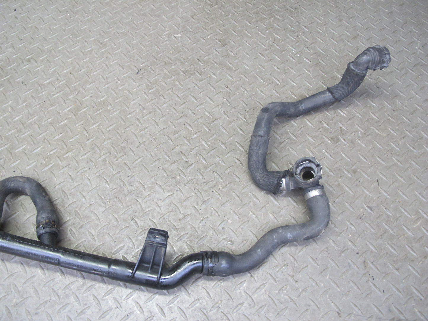 08-13 BMW E82 E88 135i N54 Engine Coolant Hose Pipe Line Set OEM