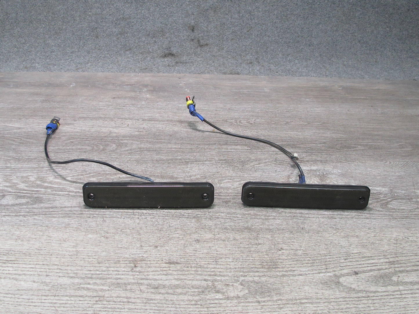 2003-2009 Hummer H2 Rear Left & Right Side Quarter Panel Marker Lamp Light Set