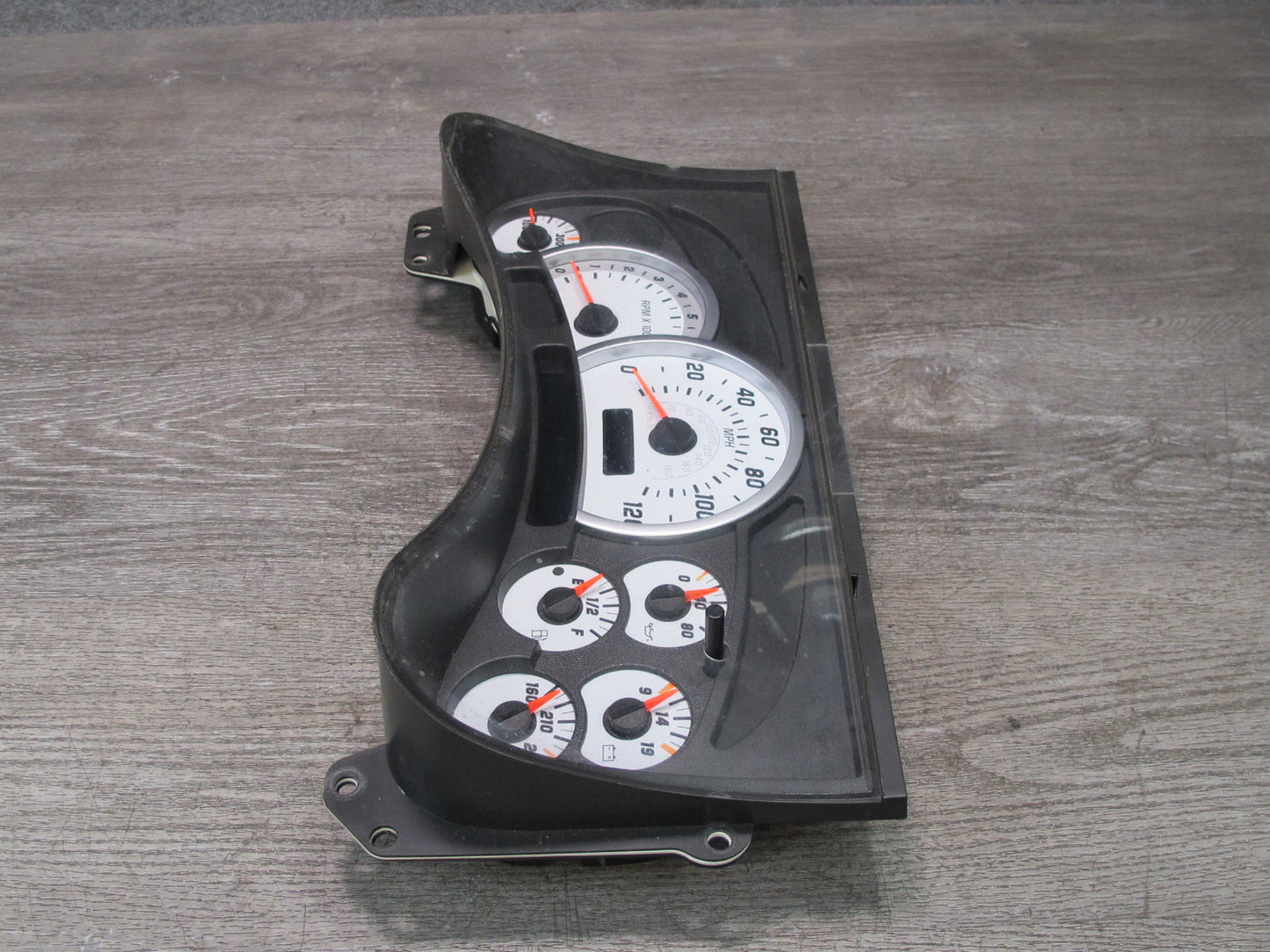 2004 Hummer H2 Dash Speedometer Instrument Gauge Cluster 15114639