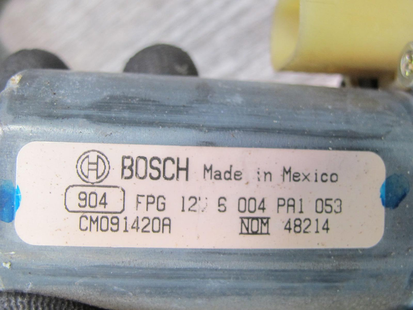 2003-2009 Hummer H2 Rear Right Side Door Window Regulator W/ Motor