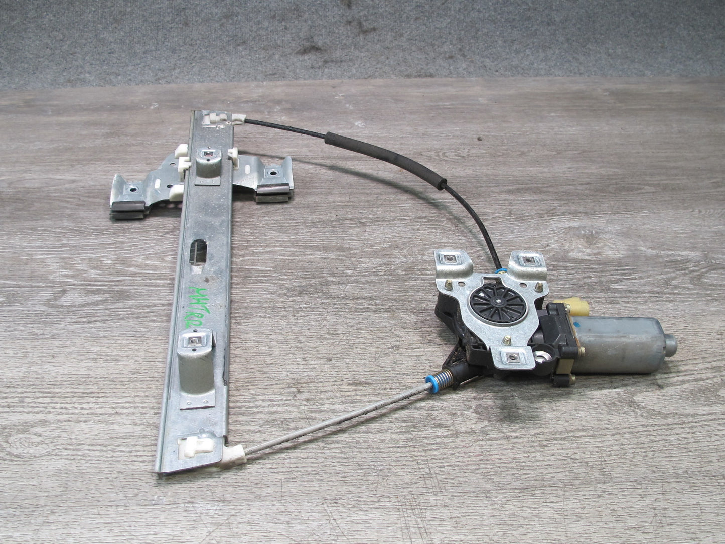 2003-2009 Hummer H2 Rear Right Side Door Window Regulator W/ Motor