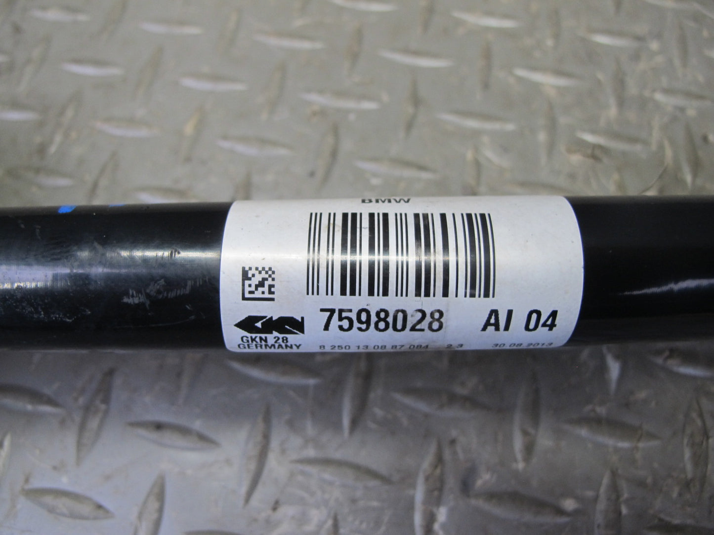 11-17 BMW F25 X3 AWD Front Right Suspension Axle Shaft 7598028 OEM