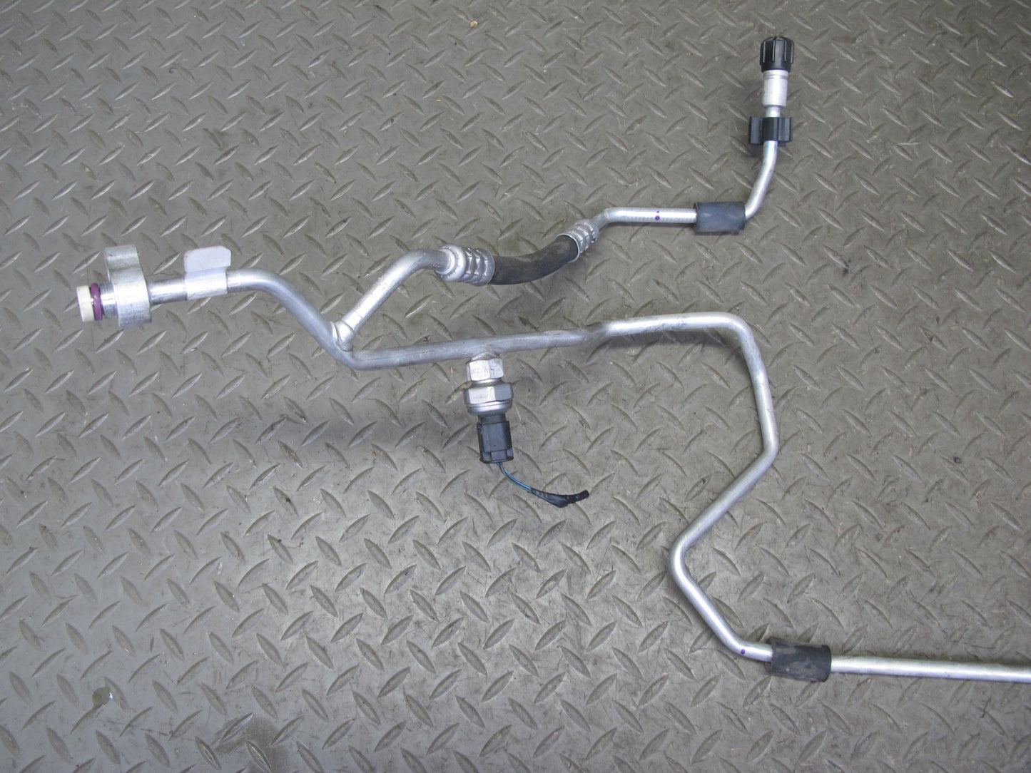 11-17 BMW F25 X3 N20 A/C Air Condition Hose Pipe Line Set OEM