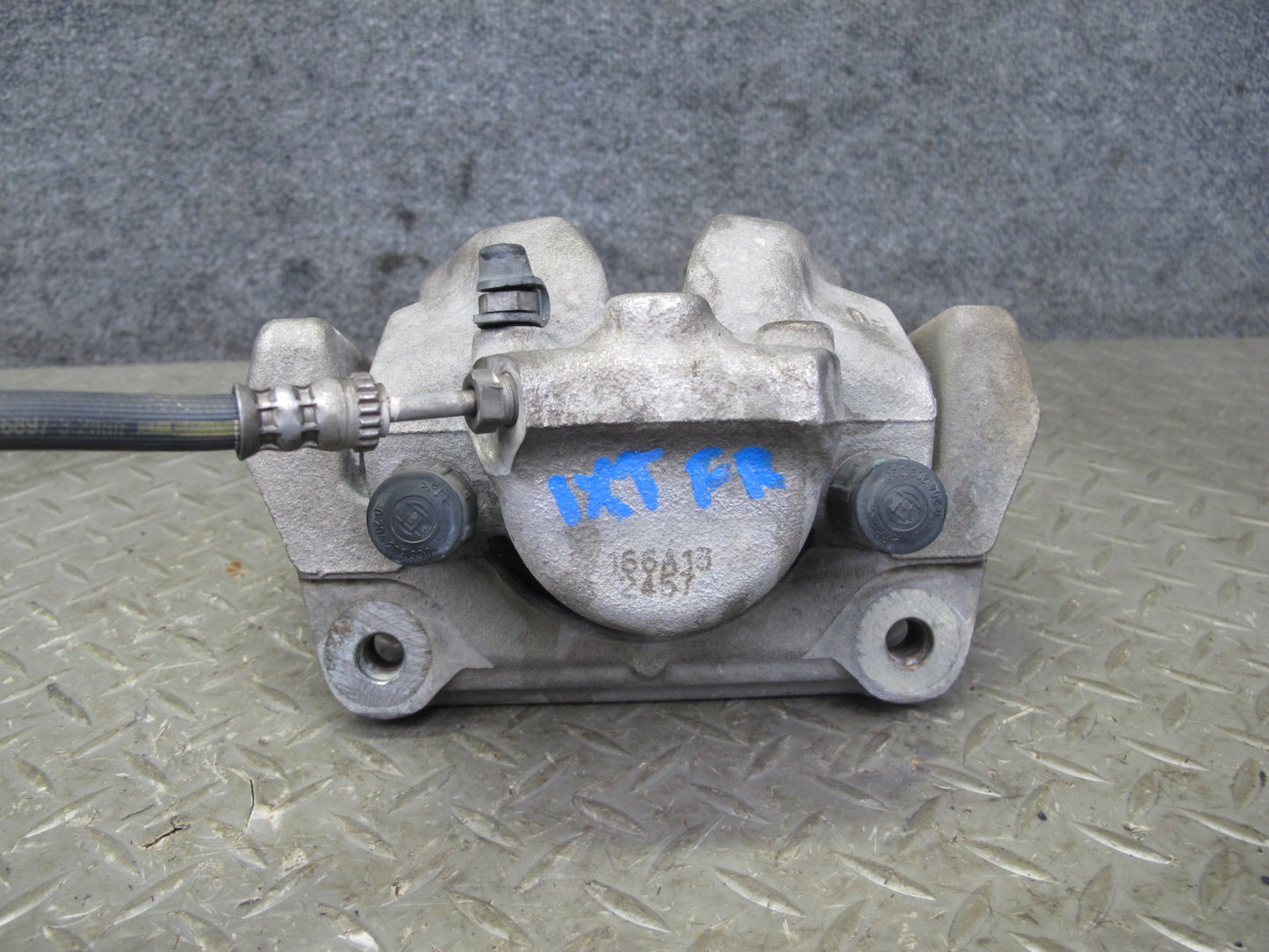 11-17 BMW F25 X3 AWD Set of 2 Front Left & Right Brake Caliper OEM