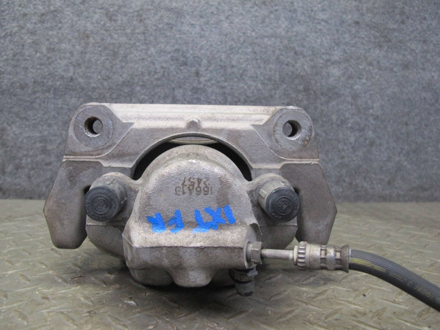 11-17 BMW F25 X3 AWD Set of 2 Front Left & Right Brake Caliper OEM