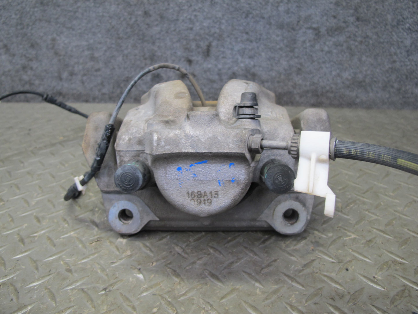 11-17 BMW F25 X3 AWD Set of 2 Front Left & Right Brake Caliper OEM