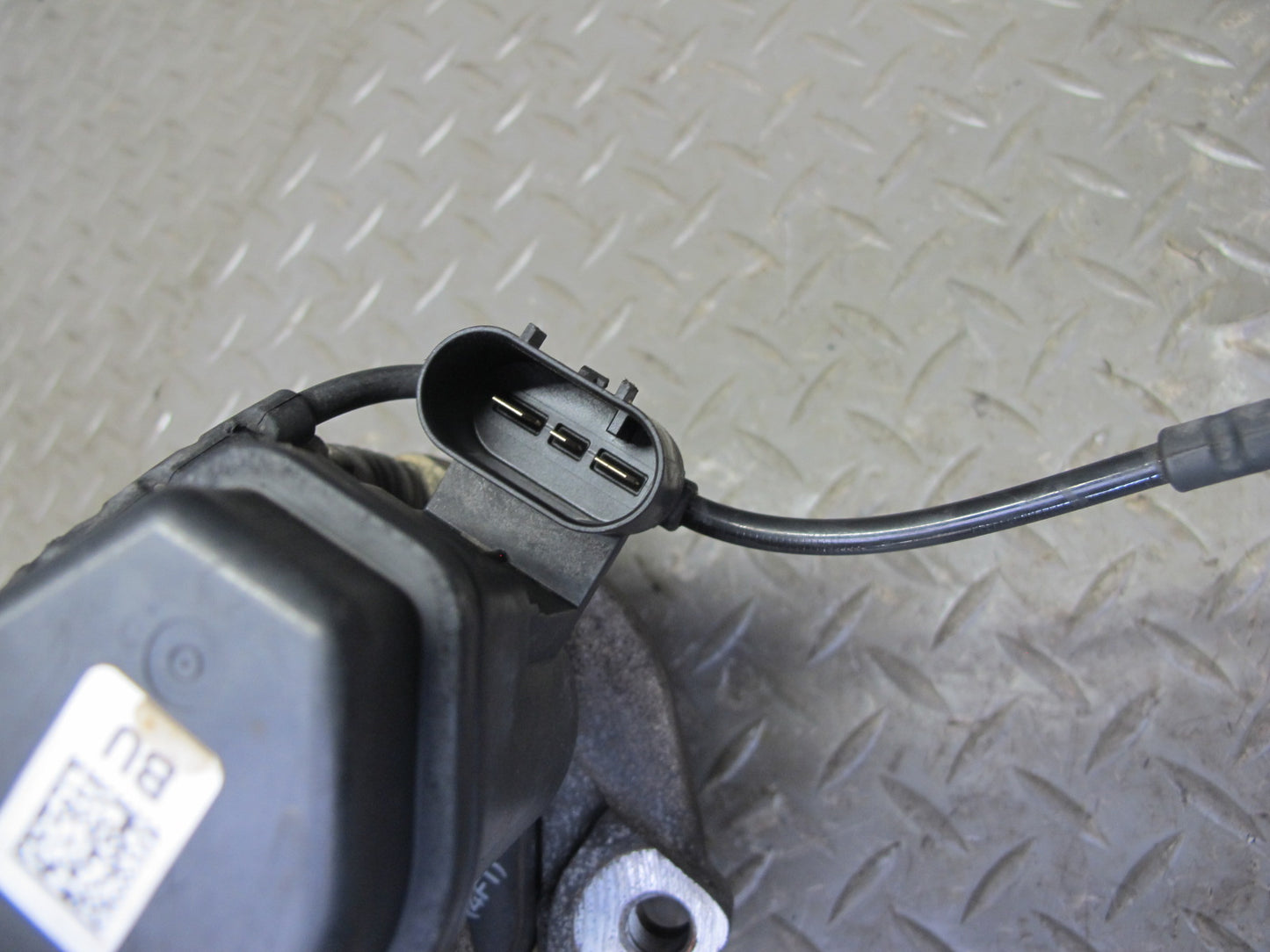 11-17 BMW F25 X3 AWD Set of 2 Rear Left & Right Brake Caliper OEM