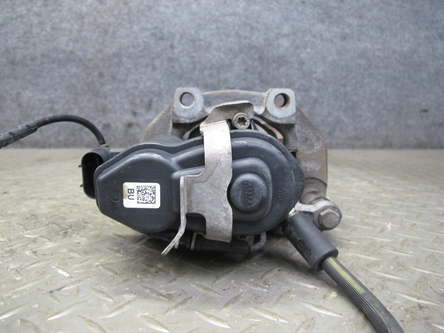 11-17 BMW F25 X3 AWD Set of 2 Rear Left & Right Brake Caliper OEM