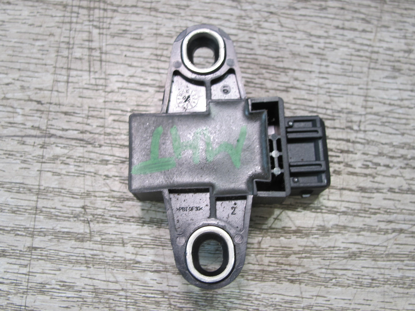 2003-2007 Hummer H2 YAW Turn Rate Acceleration Speed Sensor 15181002