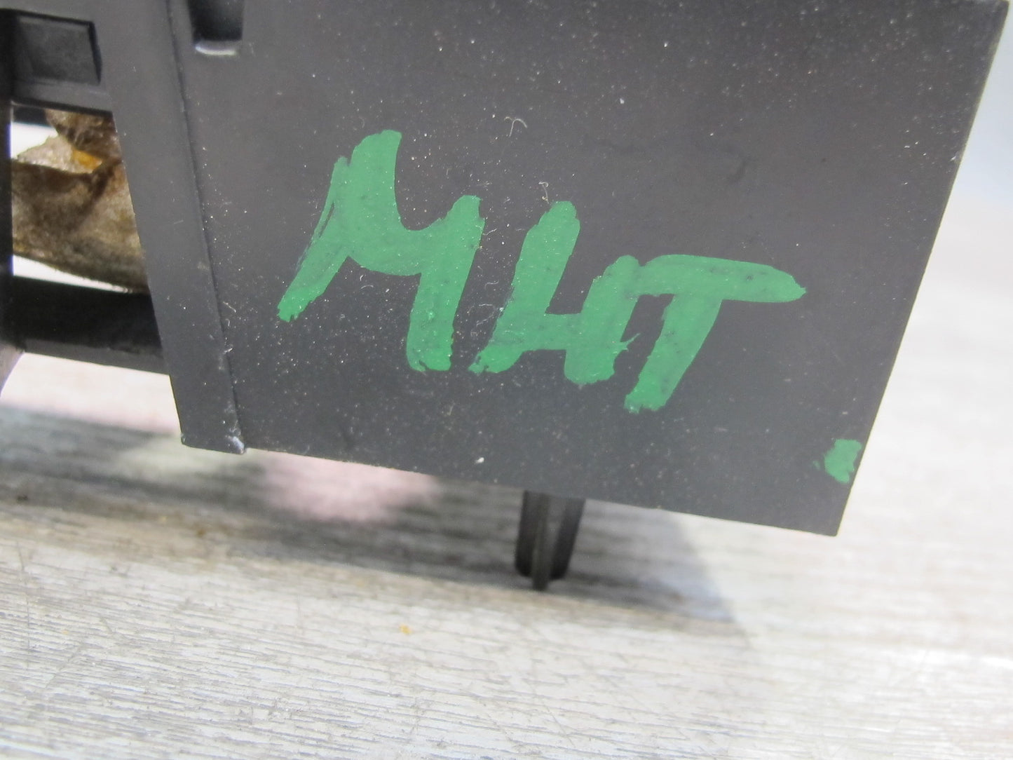 2003-2007 Hummer H2 Dash Transfer Case Select Control Switch W/bracket 15192439