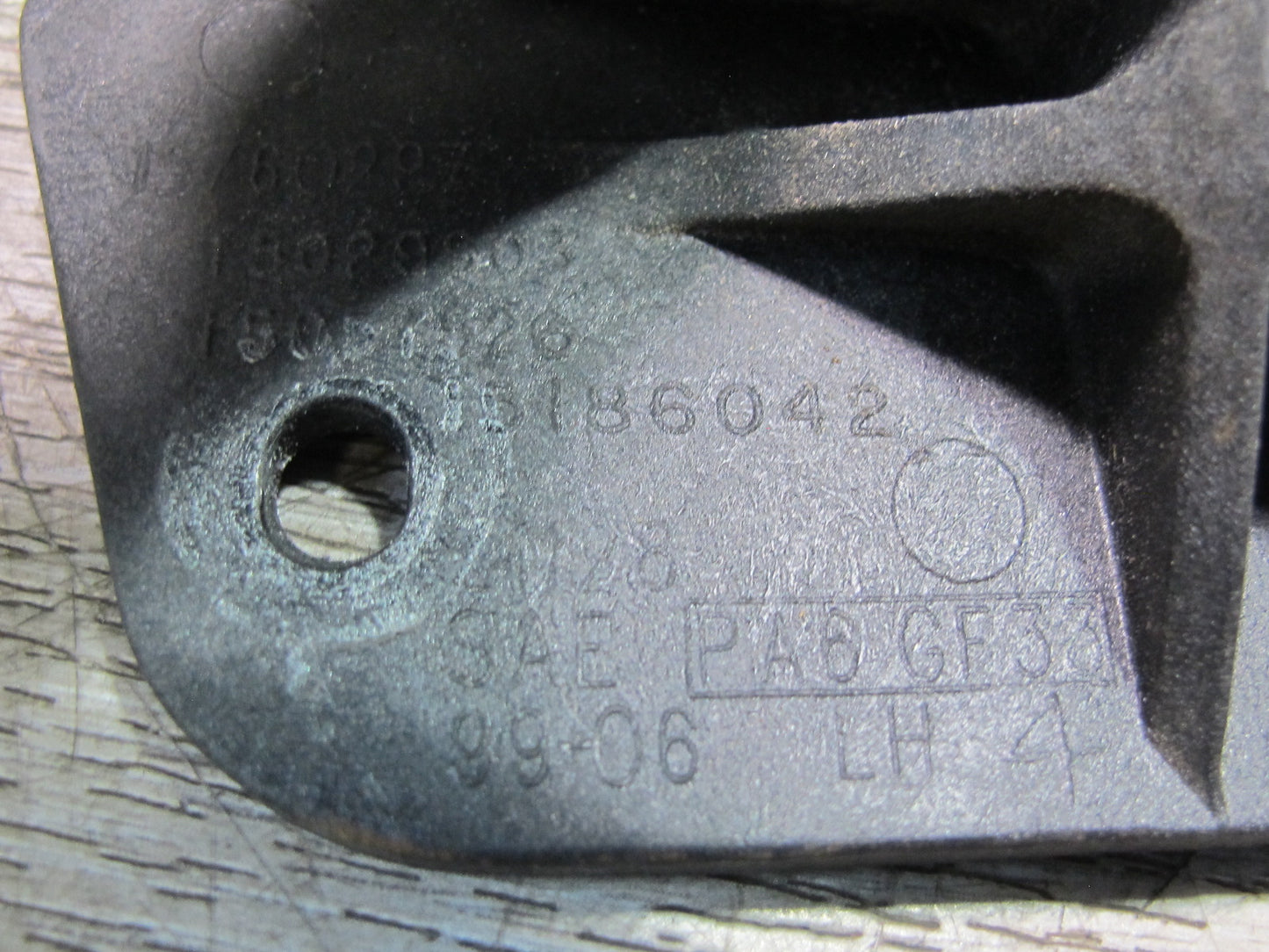 2003-2007 Hummer H2 Rear Left Driver Side Door Interior Handle