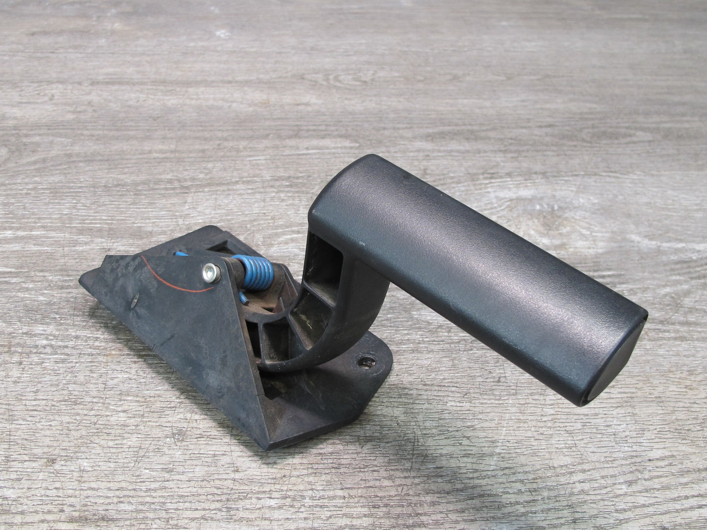 2003-2007 Hummer H2 Front Left Driver Side Door Interior Handle