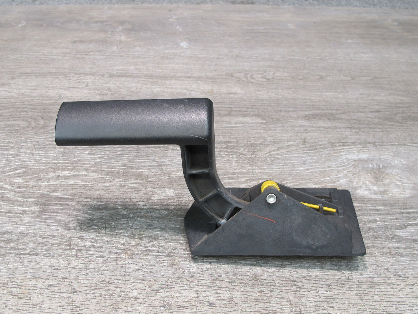 2003-2007 Hummer H2 Front Right Passenger Side Door Interior Handle