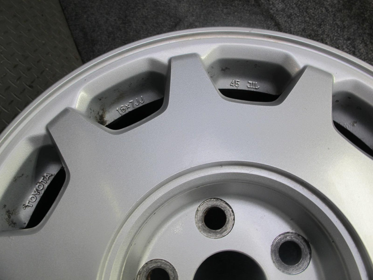 95-97 Toyota Celsior Lexus LS400 UCF20 Factory R16 16" Wheel Rim 16x7JJ ET45 OEM