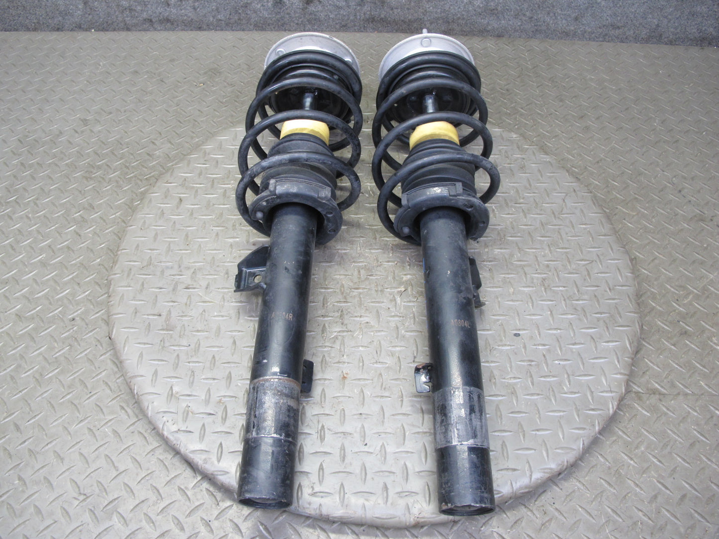 08-13 BMW E88 135i RWD Convert M-sport Set of 2 Front Strut Shock Absorber OEM
