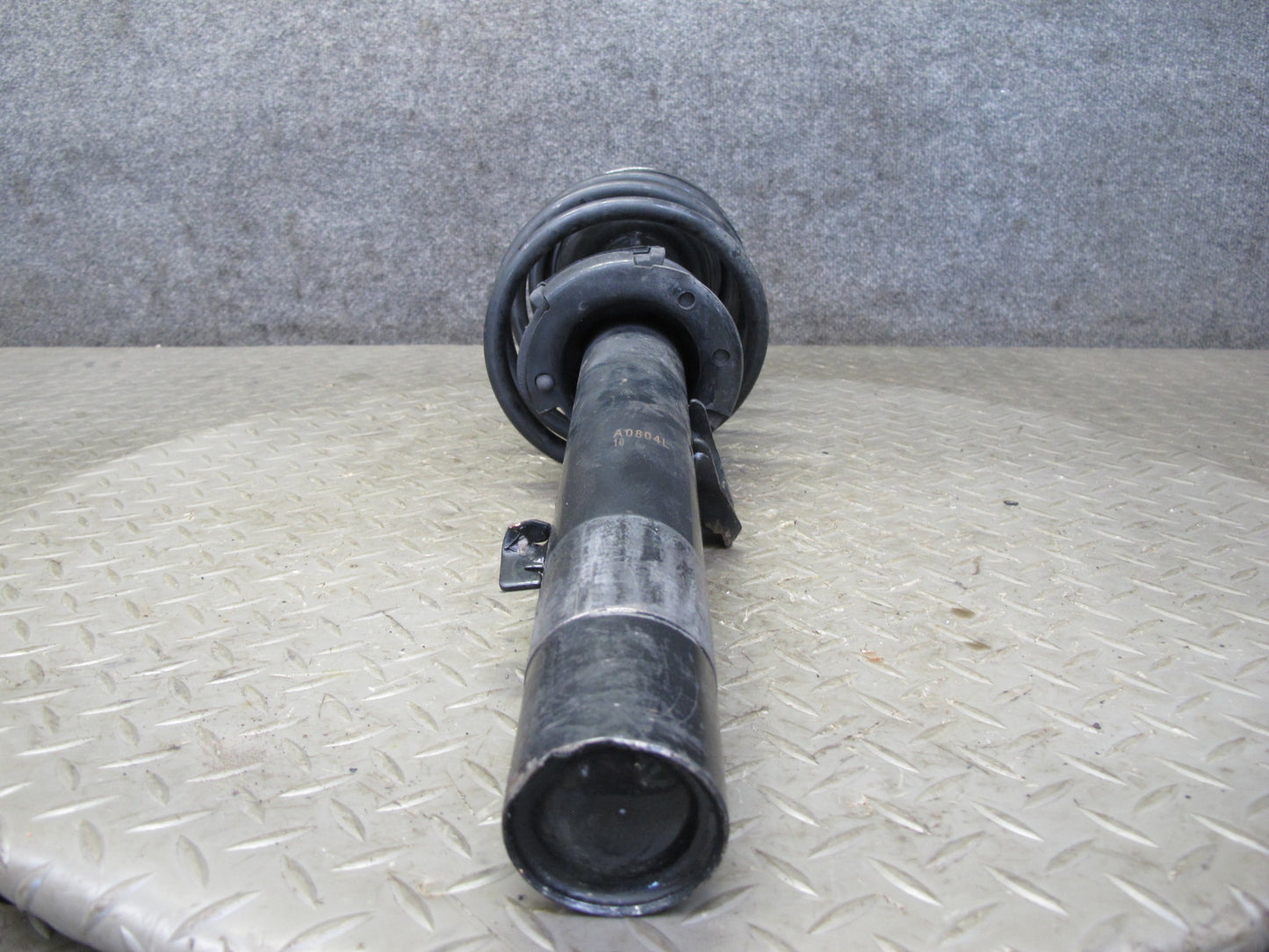 08-13 BMW E88 135i RWD Convert M-sport Set of 2 Front Strut Shock Absorber OEM