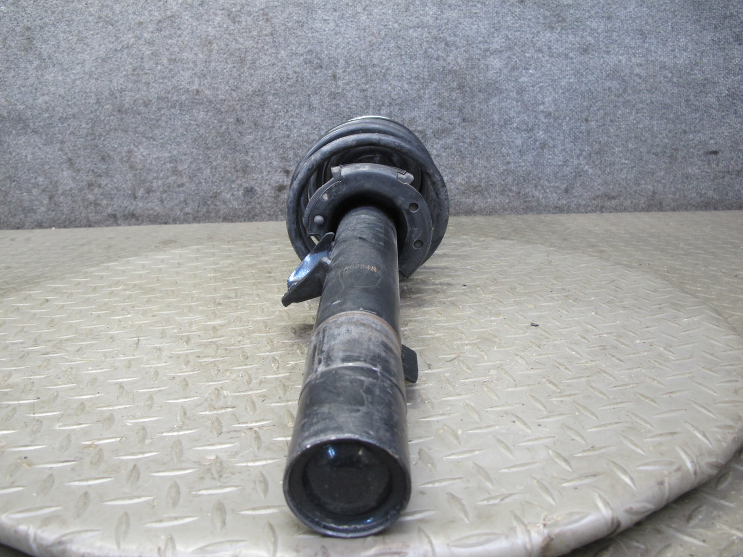 08-13 BMW E88 135i RWD Convert M-sport Set of 2 Front Strut Shock Absorber OEM