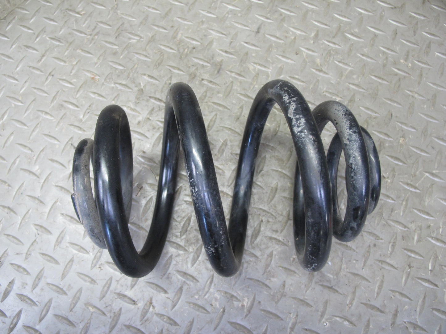 01-06 BMW E46 330ci Convertible Set of 2 Rear Left & Right Coil Spring OEM