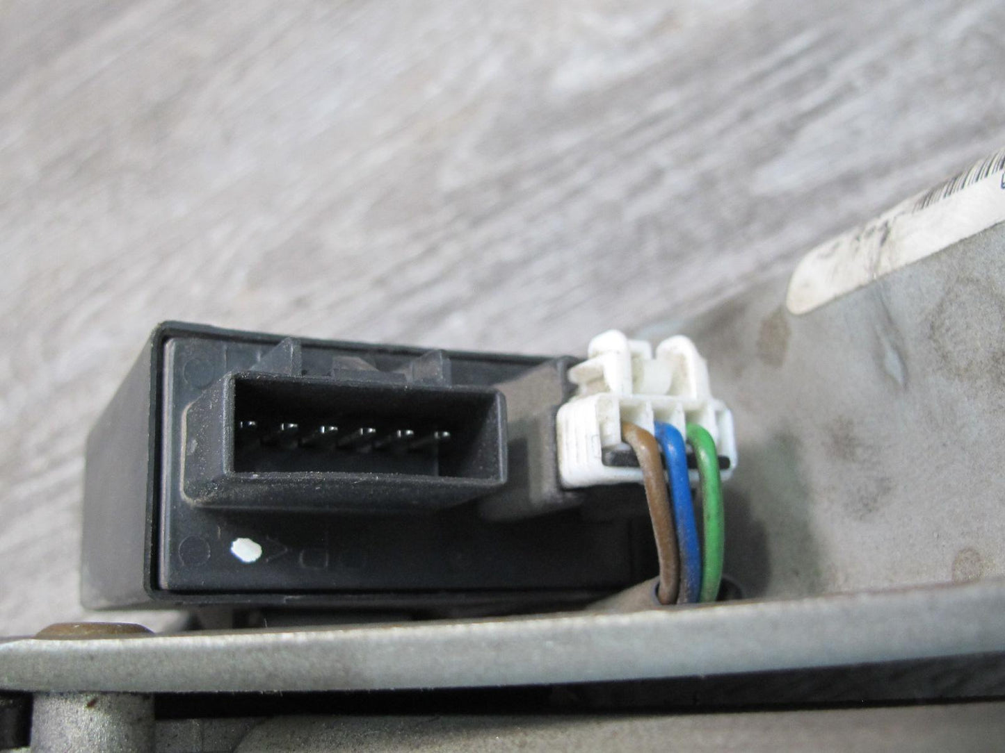 2003-2007 Hummer H2 Rear Tailgate Lift Gate Back Door Wiper Arm W/ Motor