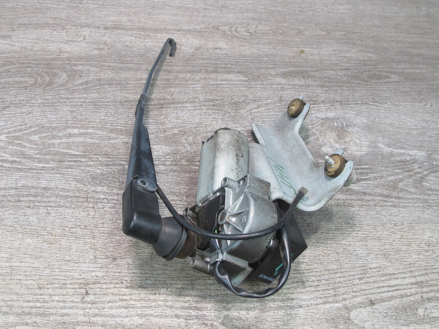 2003-2007 Hummer H2 Rear Tailgate Lift Gate Back Door Wiper Arm W/ Motor