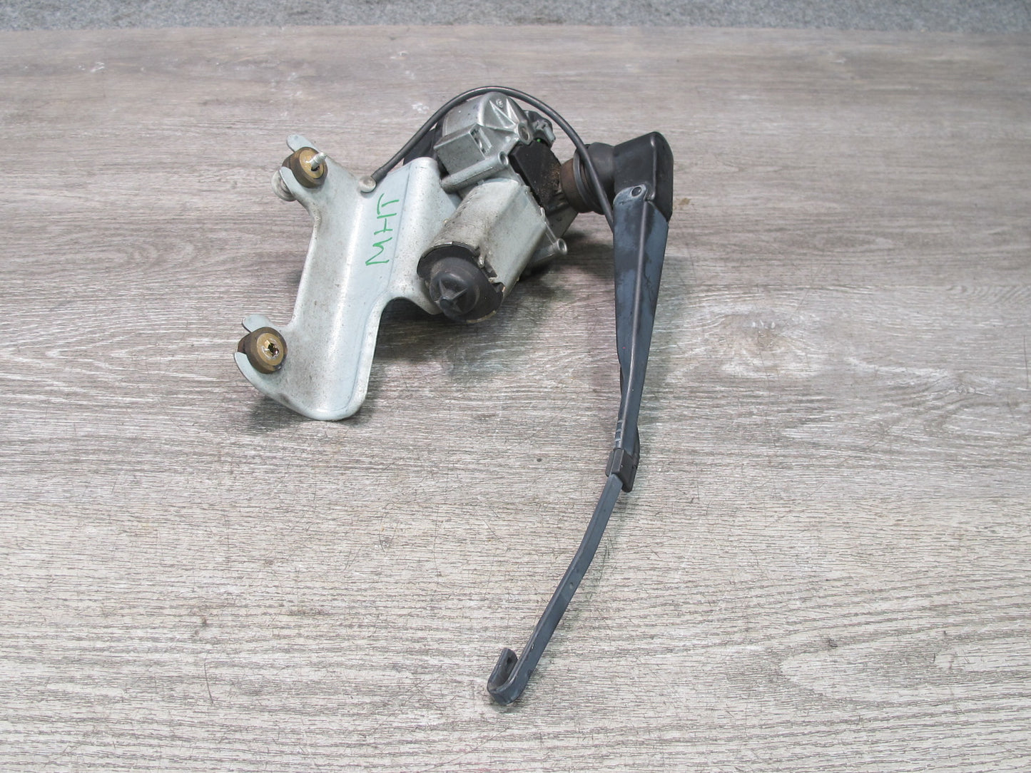 2003-2007 Hummer H2 Rear Tailgate Lift Gate Back Door Wiper Arm W/ Motor