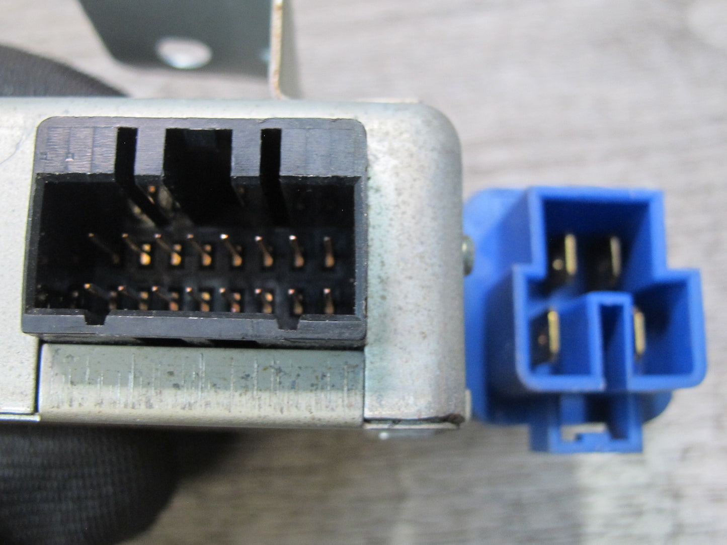 91-95 Nissan Z32 300ZX Theft Warning Control Module 28590-30P01 OEM